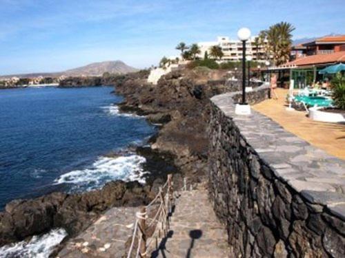 Cozy Apartment Tenerife South Wifi & Pool กอสตา เดล ซิเลนซิโอ ภายนอก รูปภาพ